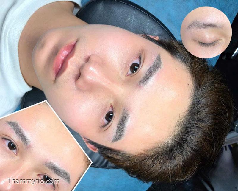 Hairstroke Glamor Brow - Công nghệ tạo sợi lông mày đỉnh cao năm 2025 2 Hairstroke Glamor Brow là kỹ thuật điêu khắc lông mày tiên tiến do Thẩm Mỹ Rio Beauty Clinic sáng tạo và phát triển từ cuối năm 2024. Phương pháp này kết hợp tinh hoa nghệ thuật tạo sợi lông mày siêu thực, tái hiện từng sợi lông mày chân thật đến mức khi đứng cách 1 mét