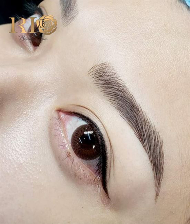 Thẩm mỹ Rio là địa chỉ điêu khắc lông mày Hairstroke uy tín