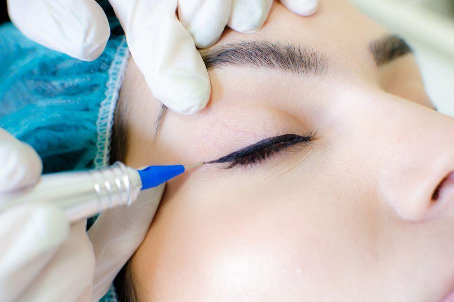 Eyebrow Sculpting 13 Phun mi Eyeliner