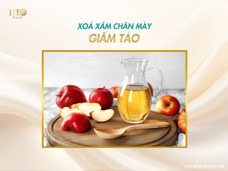 6 cách xóa xăm chân mày tại nhà đơn giản có thể bạn chưa biết 8 Cách xóa xăm chân mày tại nhà bằng giấm táo