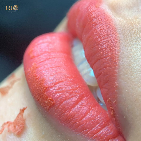 phun môi ombre thực tế tại Rio