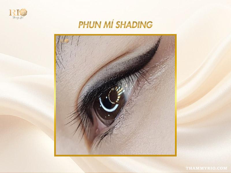 Các kiểu phun mí mắt đẹp mê mẩn, cuốn hút - Hot trend năm 2025 7 Các kiểu phun mí mắt đẹp – phun mí shading mềm mại, tự nhiên