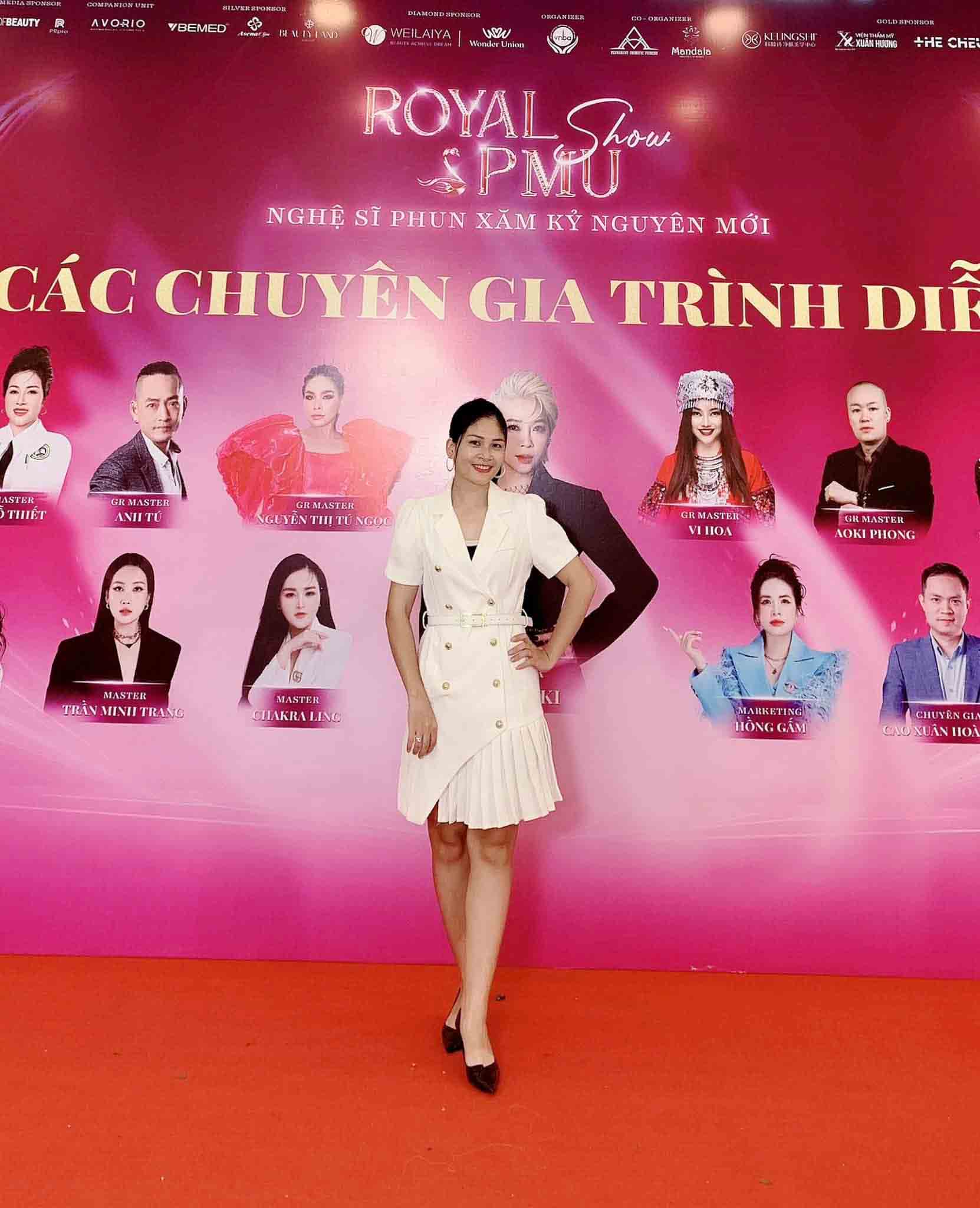 Mely Thảo Master: Bậc thầy về ngành phun xăm đào tạo thẩm mỹ 3 Chuyên gia phun xăm thẩm mỹ Mely Thảo với giải thưởng quán quân PMU năm 2024