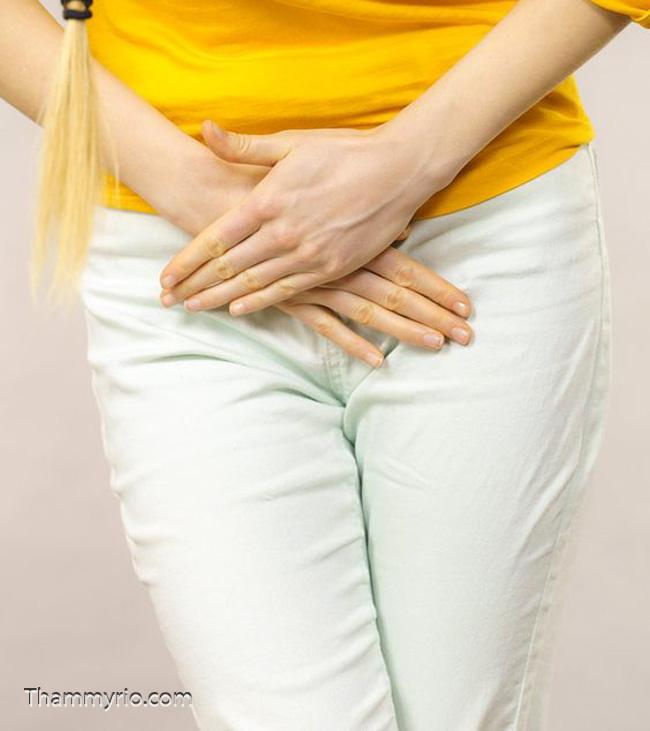  Với hơn 16 năm kinh nghiệm phun xăm và làm hồng nhũ hoa và vùng kín ( Bikini ), cô đã giúp hàng nghìn khách hàng lấy lại sự tự tin và vẻ đẹp tự nhiên.