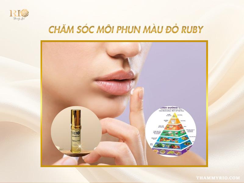 Phun môi màu đỏ ruby – Tôn nét quyến rũ kiêu sa tự nhiên 5 Cách chăm sóc sau phun môi màu đỏ ruby với serum dưỡng Tattoo Pill và chế độ ăn uống hợp lý.