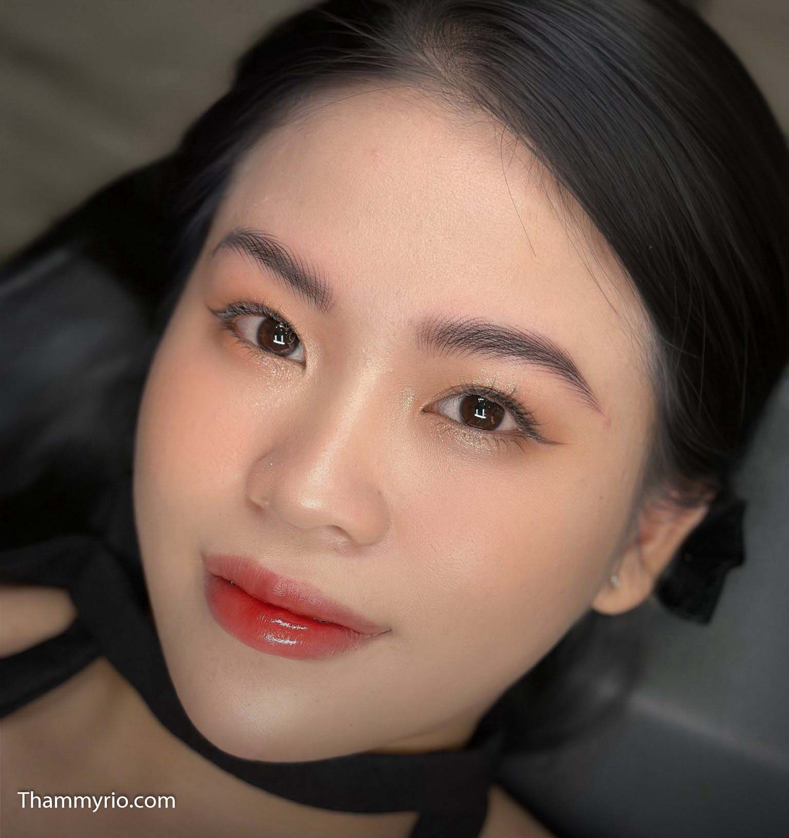 Eyelid spraying 8 Phun xăm mí mắt Eyeline làm cho đôi mắt có đường kẻ sắc nét tự nhiên