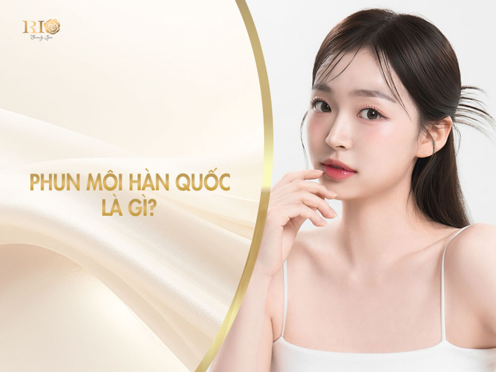 Người mẫu Hàn Quốc xinh đẹp giải đáp thắc mắc phun môi Hàn Quốc là gì.