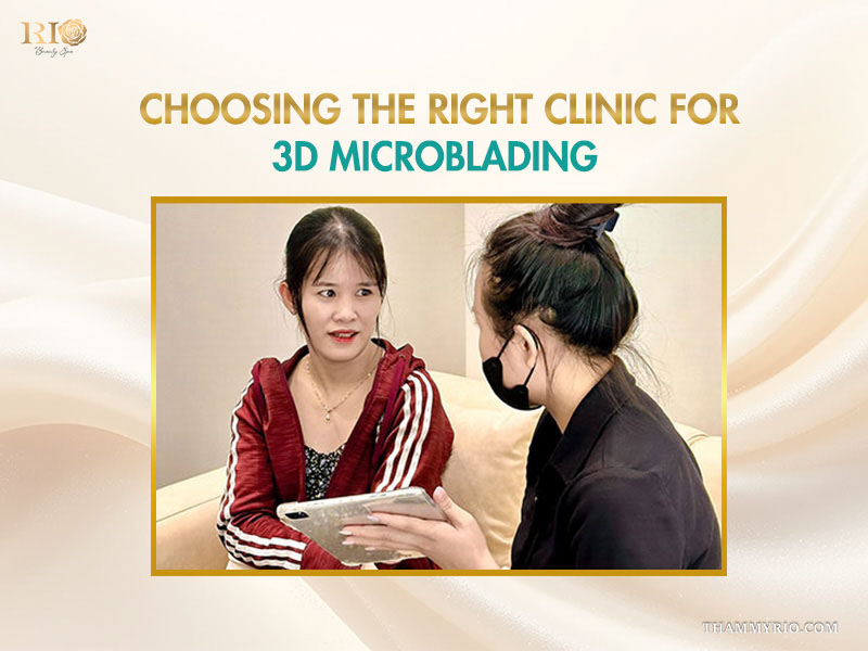 A professional consultant at Rio Beauty Spa advising a client on choosing the right clinic for 3d microblading.