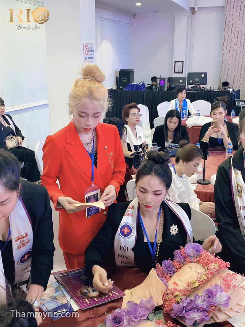 Artist master Thuy Tie PMU Expert 5