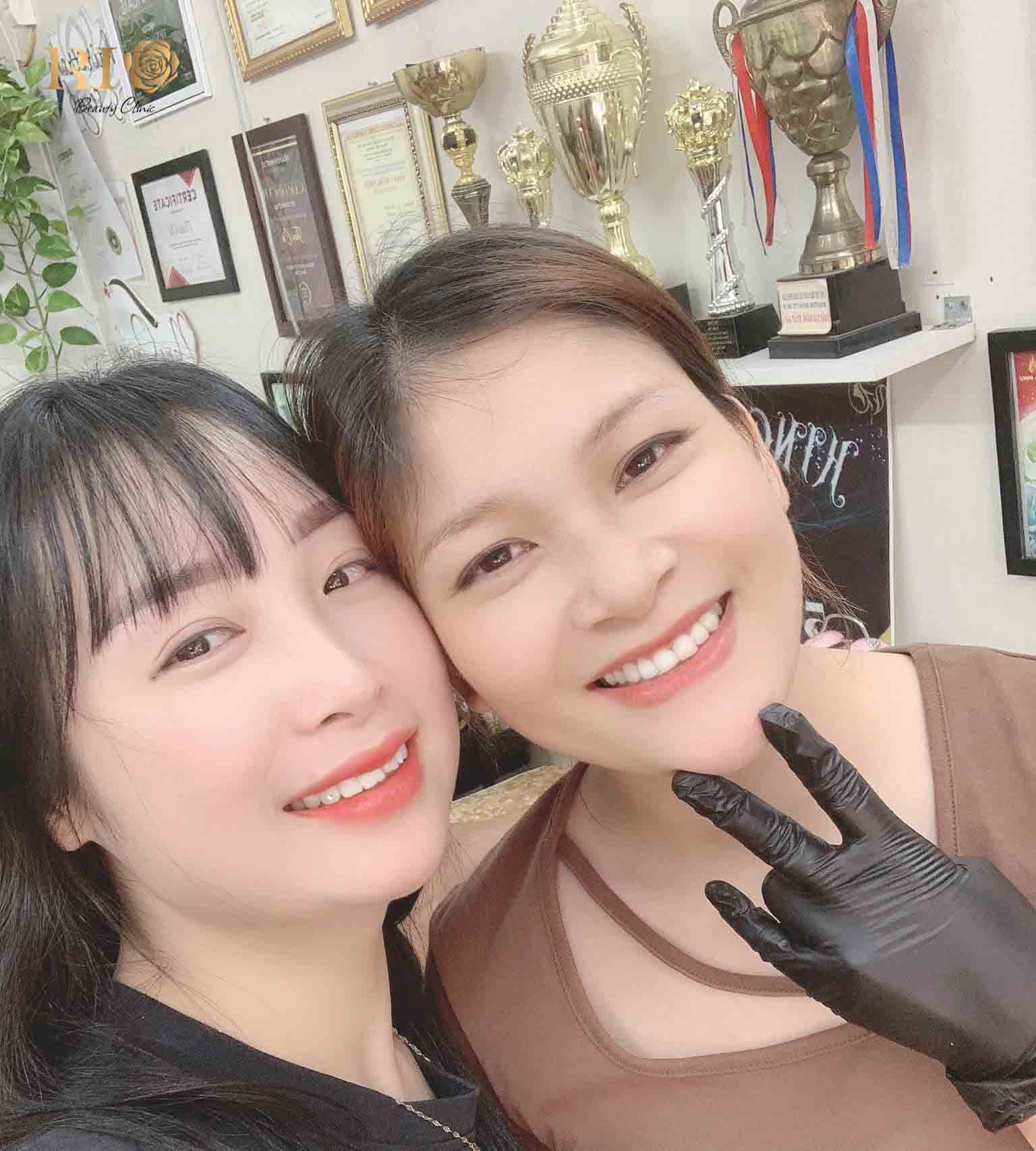 Professional rotary machines and sterile needles used for Powder Brows at Rio Beauty Clinic.