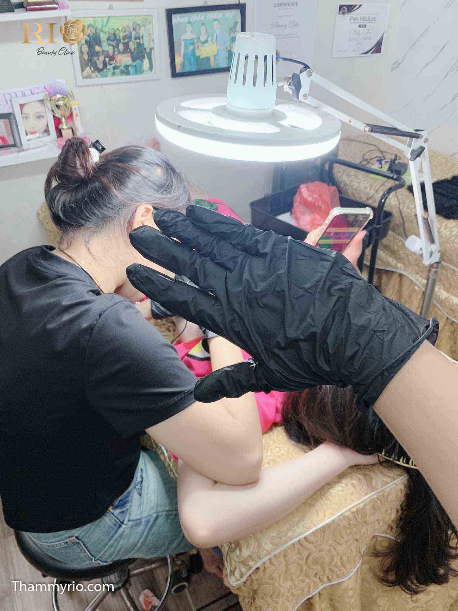 Artist Master Mely Thao: The Global PMU Educator and Master Artisan 7 Artist Master Mely Thao specializing in Areola Tattooing and Areola PMU for natural, beautiful results