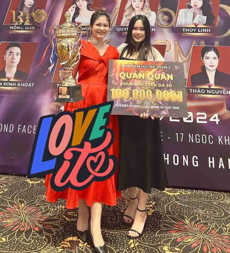 Rio Beauty Clinic specialist crowned as Special Grand Champion in professional feathering tattoo competition.