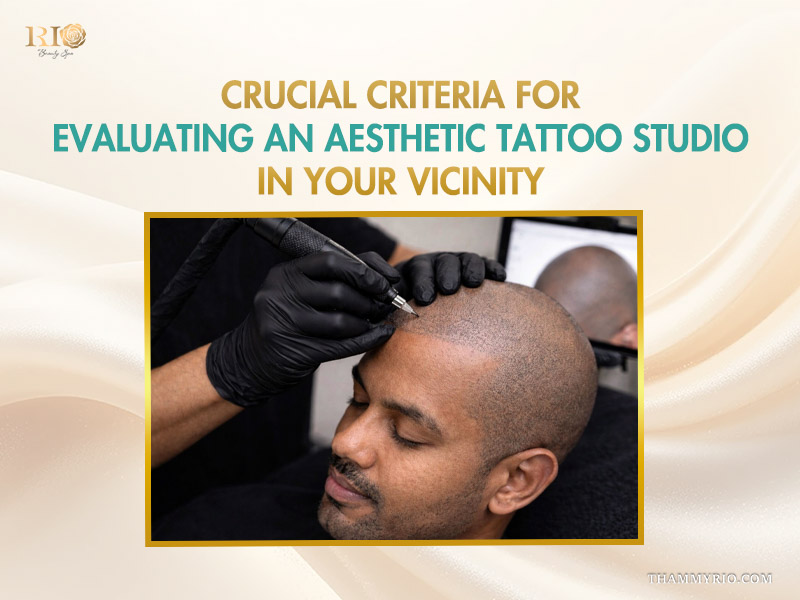 Expert performing microblading hairline near me in Hanoi for men.