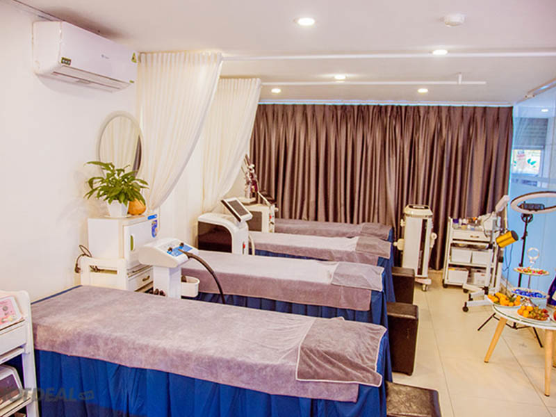 modern and professional clinic space for cosmetic tattoo near me in hanoi