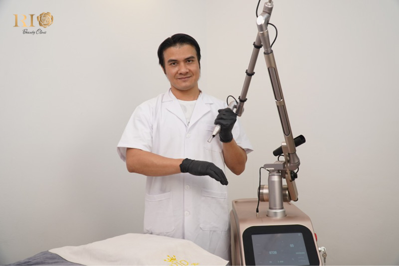 Ruby Laser Alpha 6 within the Rio Laser Ultra Series specializing in neutralizing green, blue, and warm tattoo pigments.