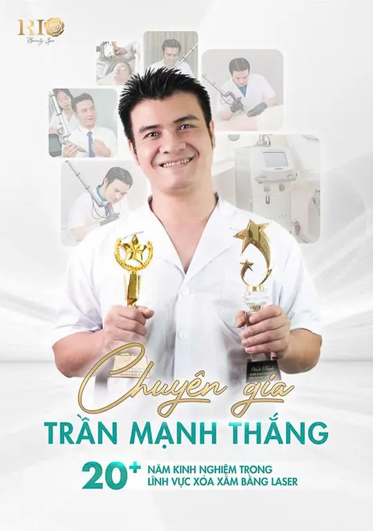 Portrait of Expert Tran Manh Thang, a master laser and PMU expert in Vietnam, specialized in laser removal and exquisite lip tattooing.