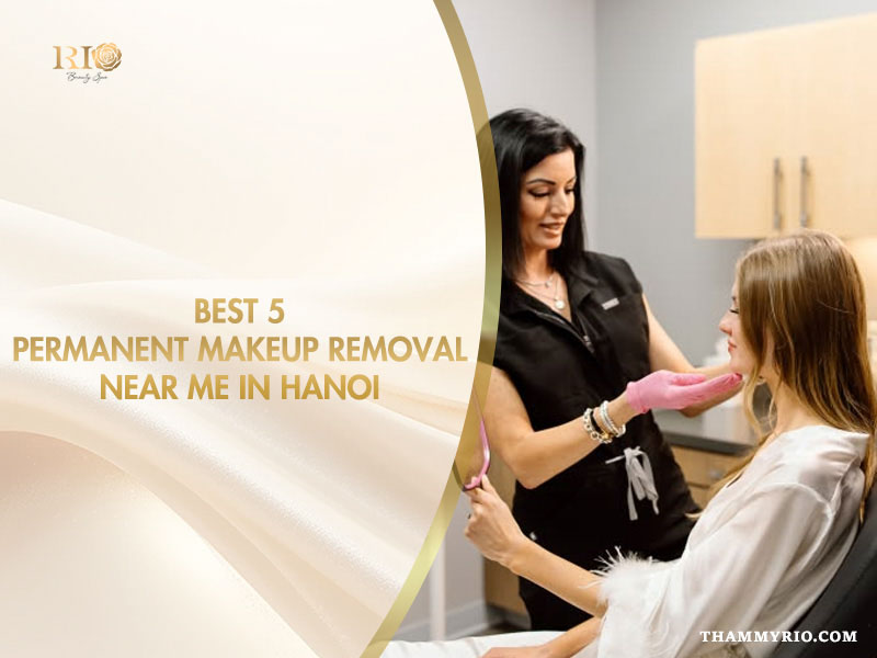 Professional technician performing permanent makeup removal near me in Hanoi at Rio Beauty Spa.