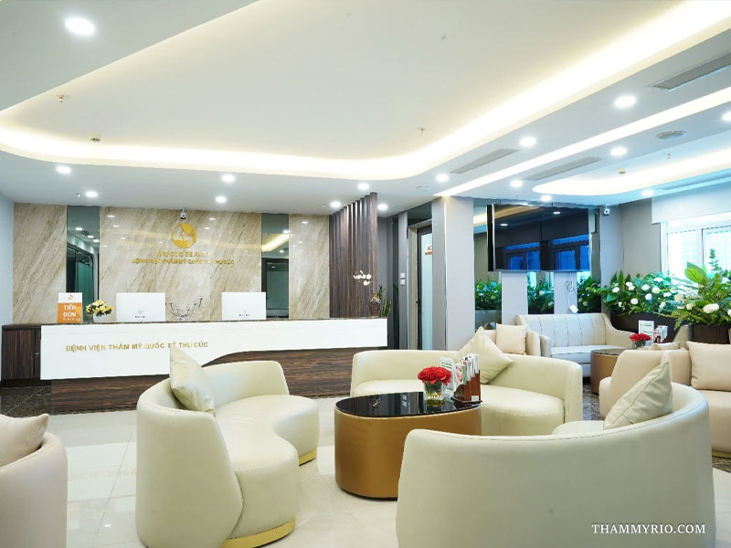 Luxurious waiting lounge for picosure laser near me in Hanoi