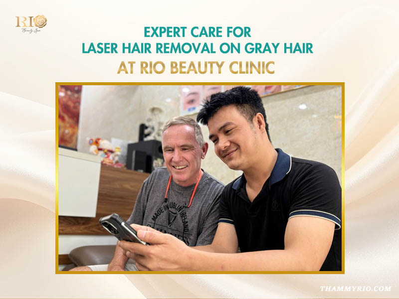 An expert consulting an older male client about laser hair removal for gray hair options at Rio Beauty Clinic.