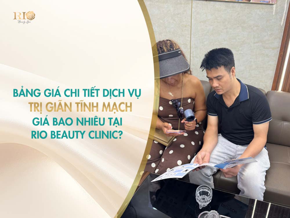 Tư vấn giá điều trị giãn tĩnh mạch trực tiếp cho khách hàng tại Rio Beauty Clinic.